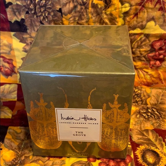 India Hicks grove Candle (3 of them) - Picture 2 of 6